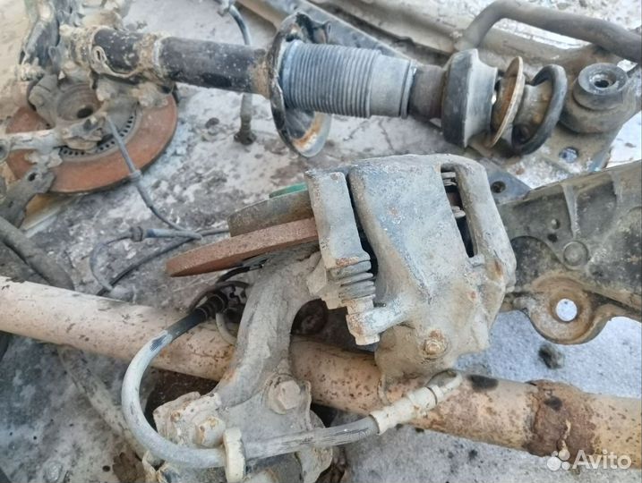 Поворотный кулак volkswagen passat b3