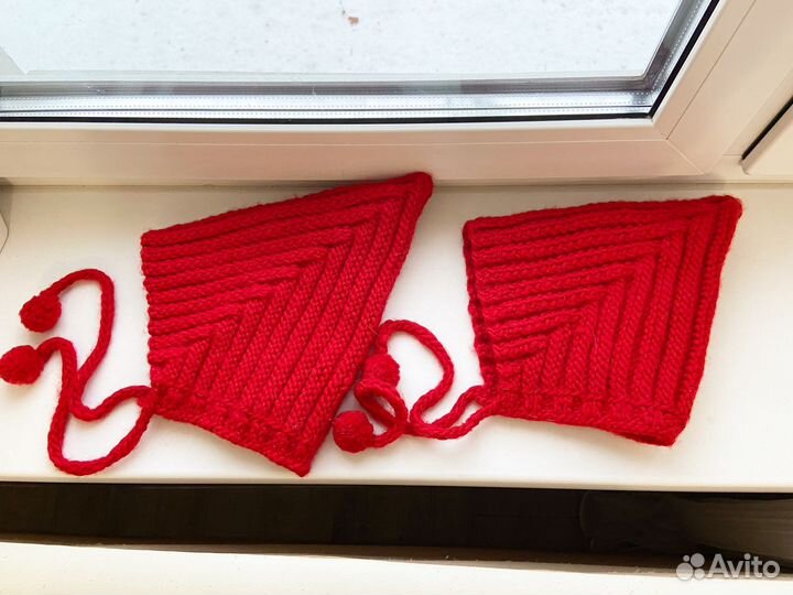 Шапка вязанная красная эльф гномик