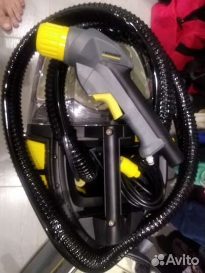 Аренда Karcher Puzzi, пароочиститель. Без залога