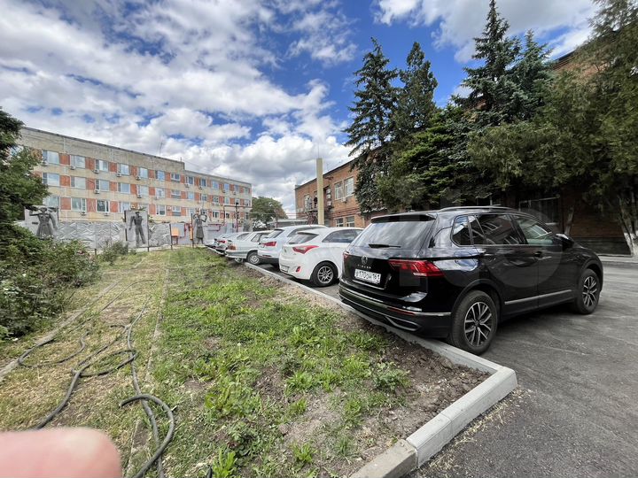 Евро склад и офис, 1012 м²