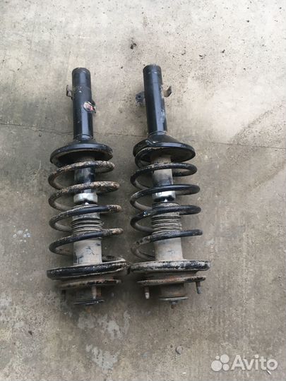 Стойки передние Хонда Степвагон RF1