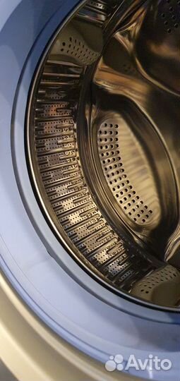 Стиральная машина Haier Hw60-bp12758s