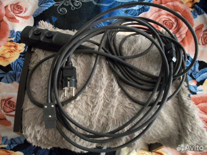 Светодиодный световой прибор блиндер