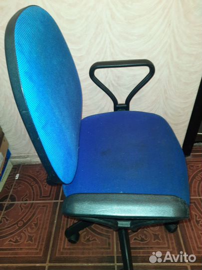 Компьютерное офисное кресло