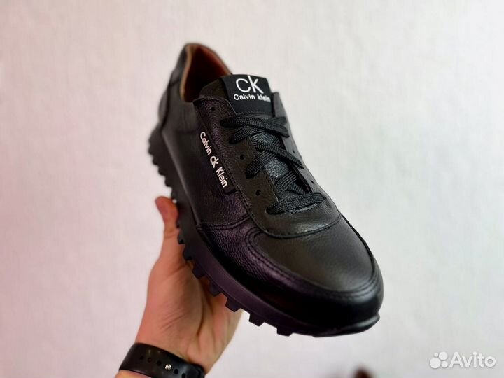 Кроссовки Calvin Klein спортивные