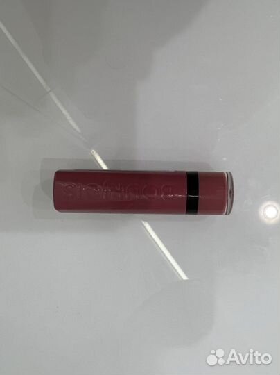 Матовая помада для губ