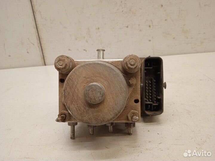 Блок ABS (насос) Renault Logan 2 1.6 2017