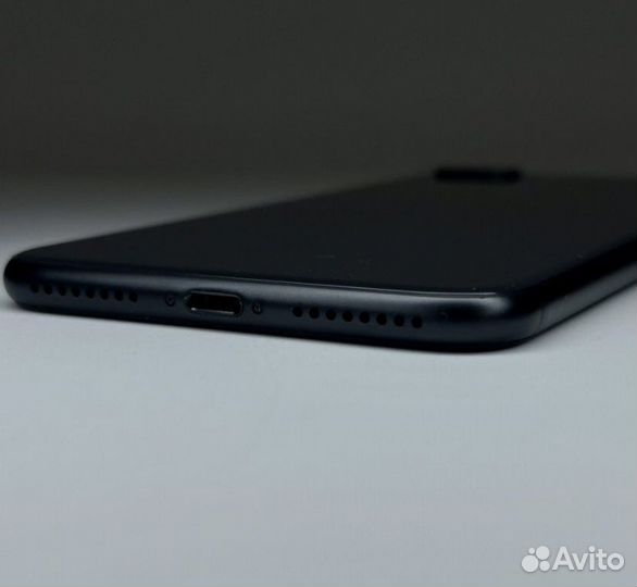 iPhone 8 plus 128gb акб-93 Отличное Состояние
