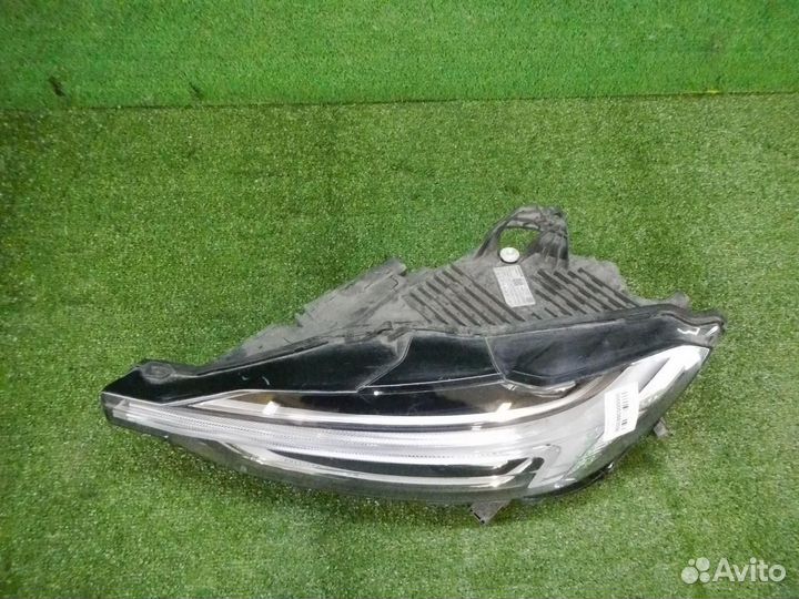 Фара левая Volvo XC60