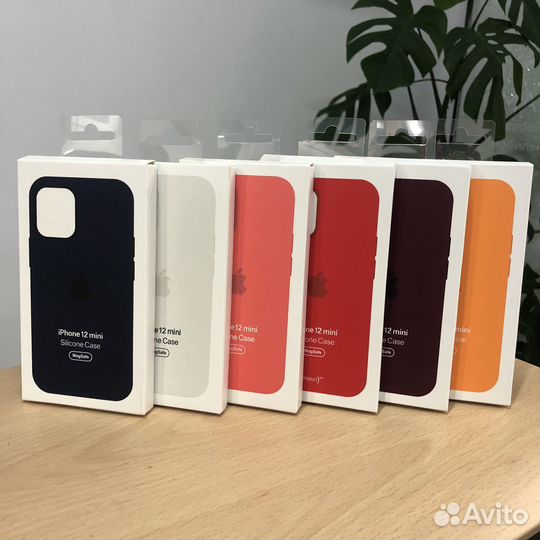 Чехлы на iPhone 12 mini. Разные цвета