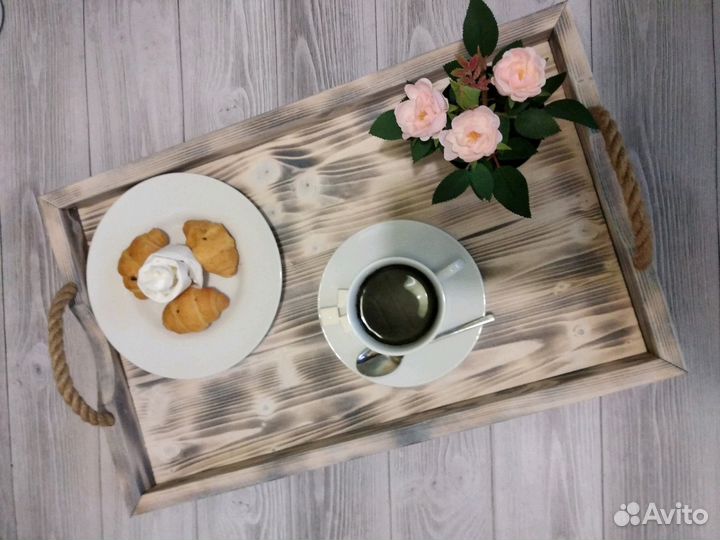 Поднос с ручками из джутового каната,массив дерева