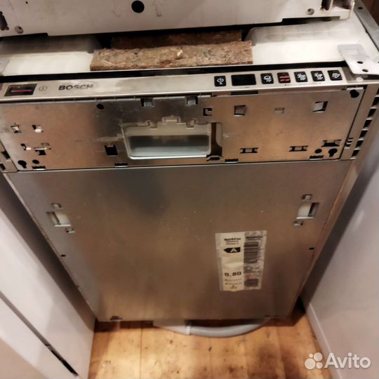Посудомоечная машина Bosch запчасти разбираю