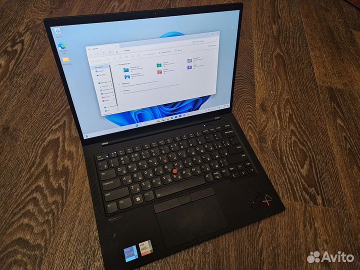 Ноутбук Lenovo X1 Carbon gen 9