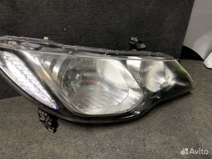 Фара honda civic 4d