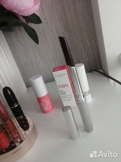 Помады, блески, тинты. Clarins, clinique,mac,yadah