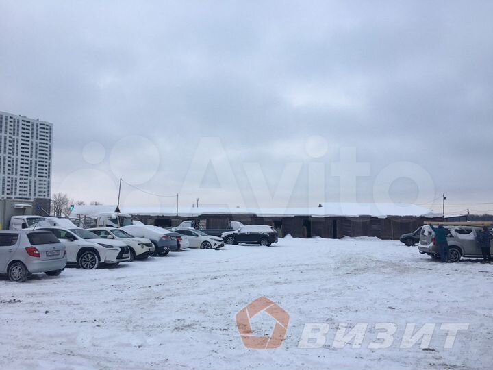 Торгово - выставочное помещение с парковкой