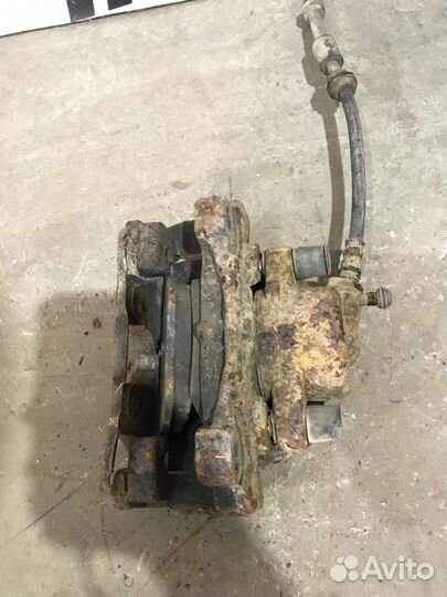 Суппорт передний левый Ford Mondeo 4