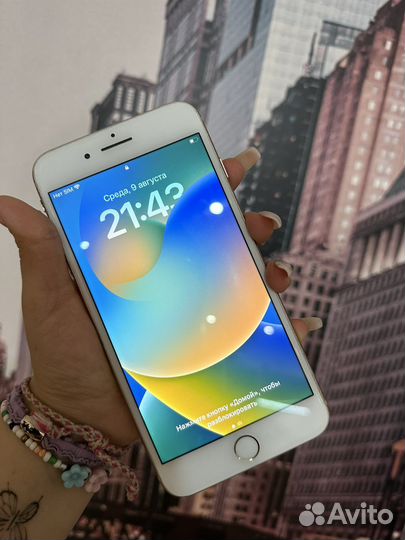 iPhone 8 plus 64gb