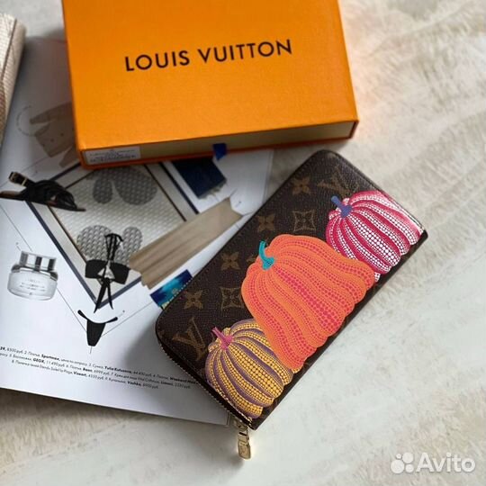 Кошелек Louis Vuitton Zippy