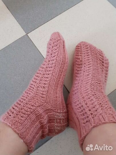 Новые носки ручной вязки