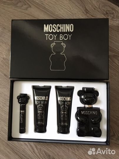 Парфюмерный набор Moschino Toy Boy /мужской