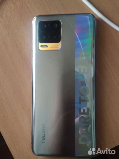 Продаю реалми 8 бу