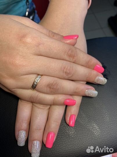 Маникюр и педикюр
