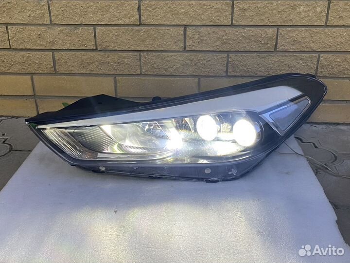 Фара Hyundai Tucson 3 LED (2 линзы)