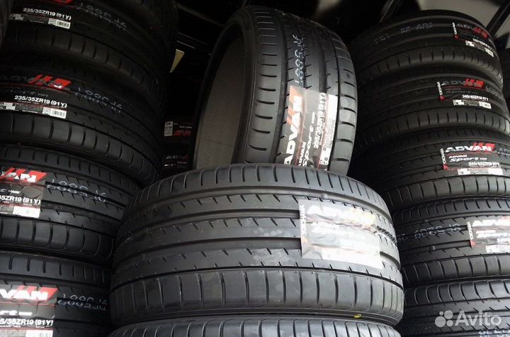 Yokohama Advan Sport V105 295/40 R21 111Y