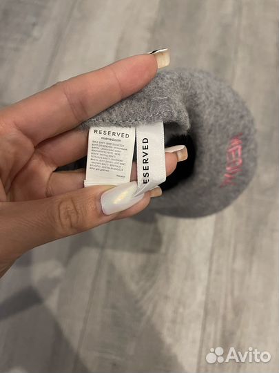 Берет шерстяной для девочки новый