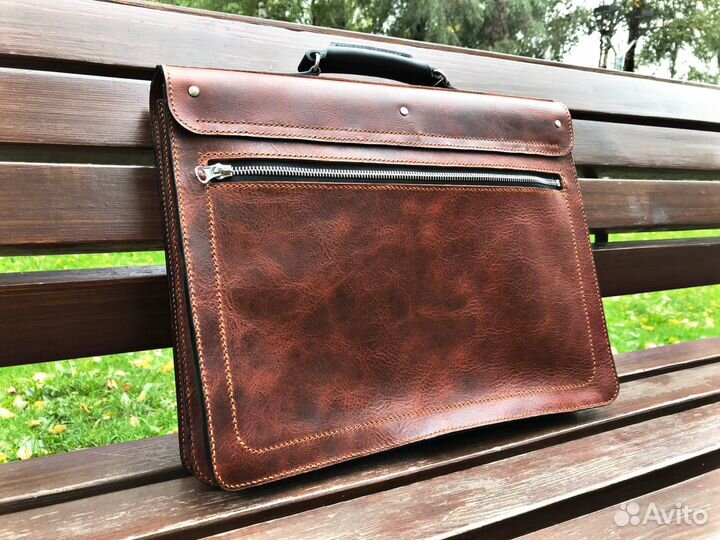 Мужской портфель