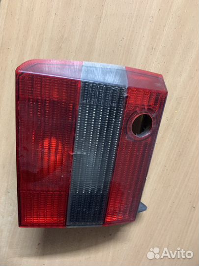 Фонарь внутренний правый vw passat b4 седан