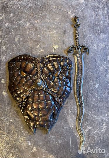 Кованный щит Сувенир. Ручная работа