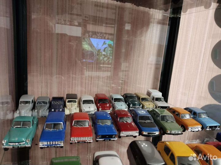 Автомобили модели Автолегенда