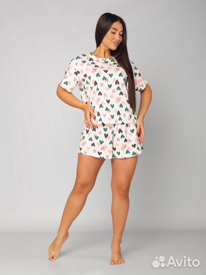 Костюм женский футболка и шорты