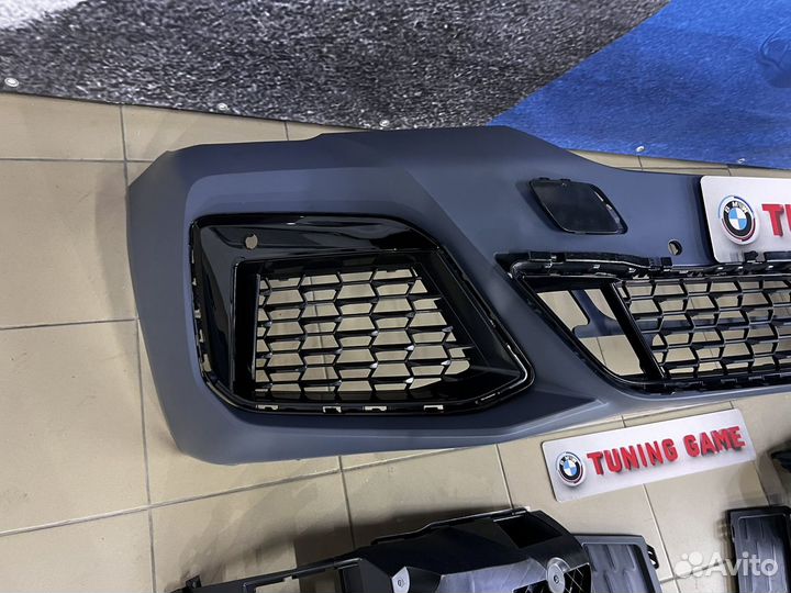 Передний бампер на BMW G30 М пакет рест