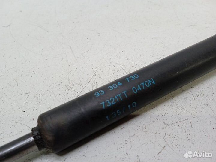 Амортизатор багажника Opel Astra H 1.8 2010