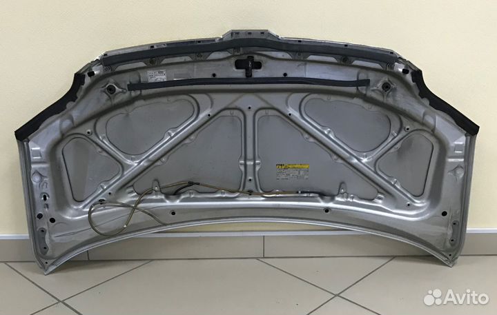 Капот toyota noah AZR60 (Тойота Ноах)