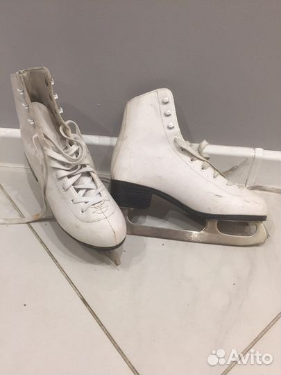Коньки женские 37
