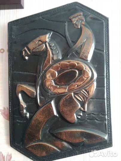 Чеканка (СССР) 2 штуки с разными изображ