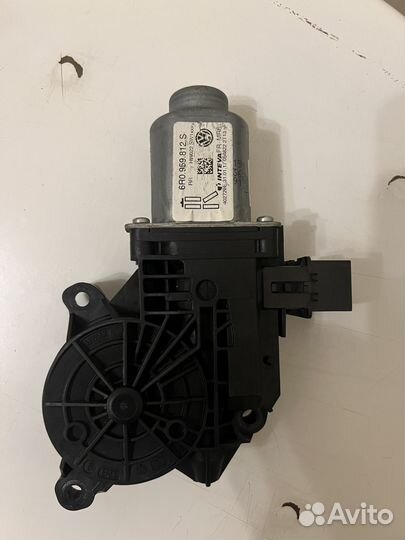 Моторчик стеклоподъемника volkswagen polo