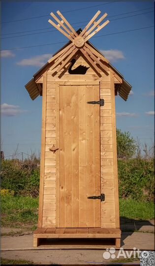 Уличный туалет с установкой