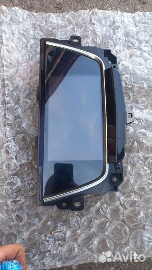 Магнитола информационная панель Cadillac XT5