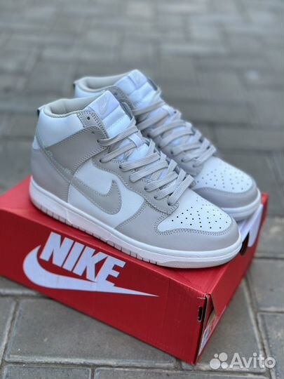 Кроссовки Nike dunk high
