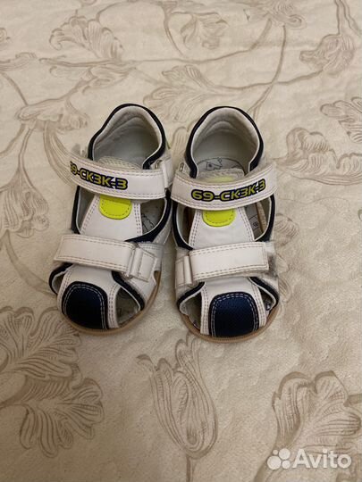 Босоножки детские 22 размер