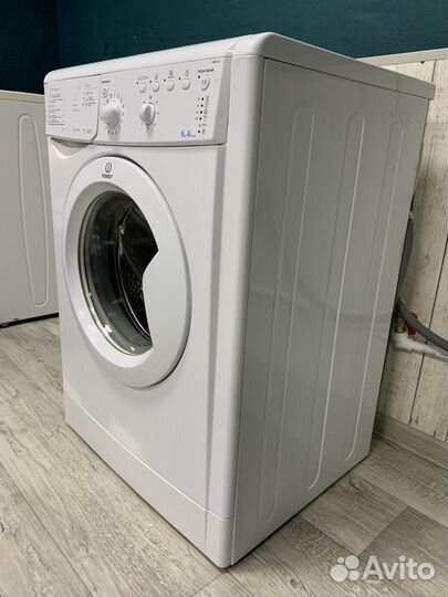 Стиральная машина 6кг indesit