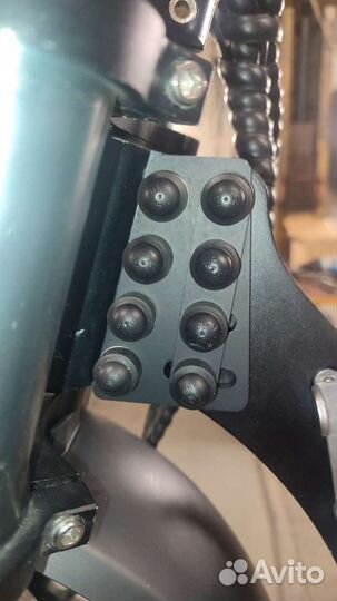 Механизм наклона рулевой стойки электросамоката