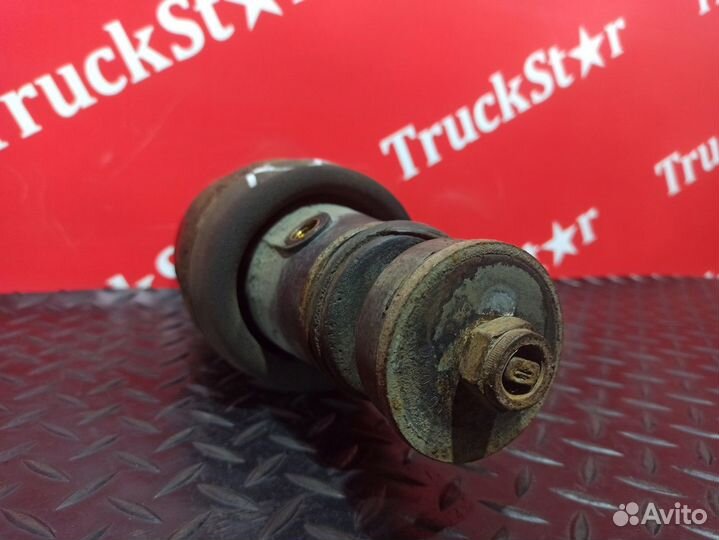 Подушка кабины передняя