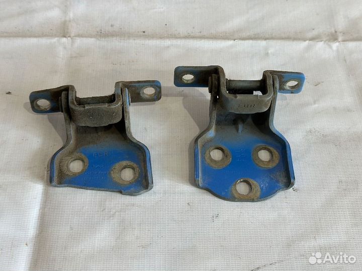 Петли двери задней правой Chery QQ Sweet