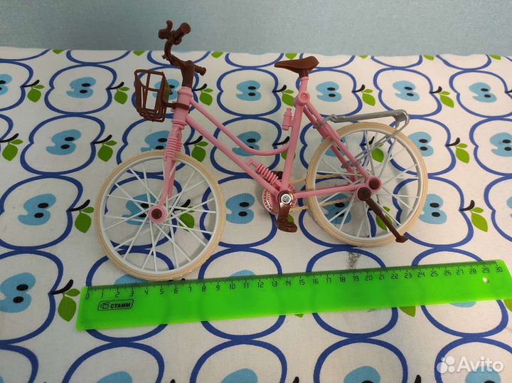Велосипед и обувь Барби